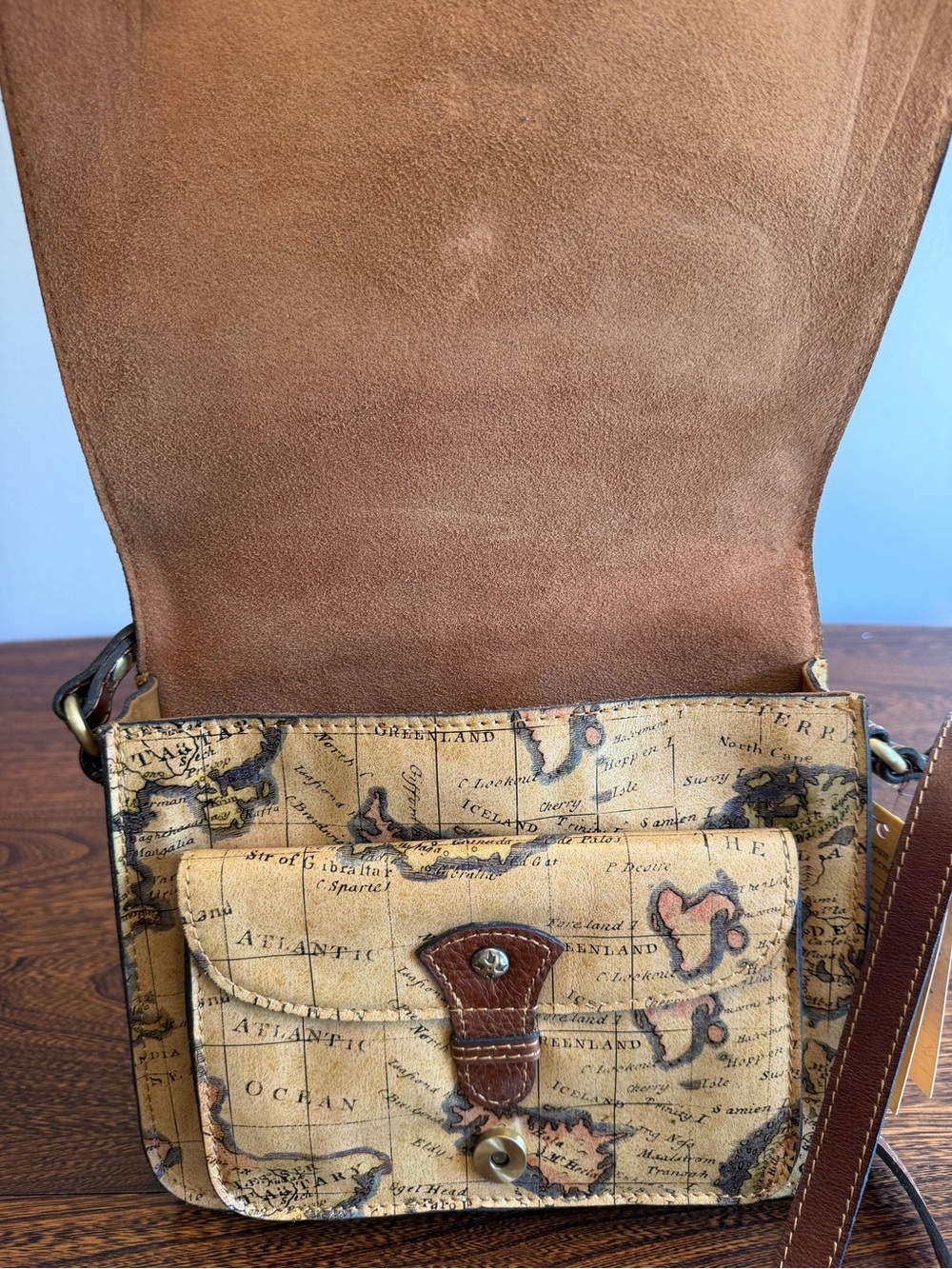 Patricia Nash Old World European Map Print Tan Crossbody Bag with Leather Trim - Picture 3 of 10